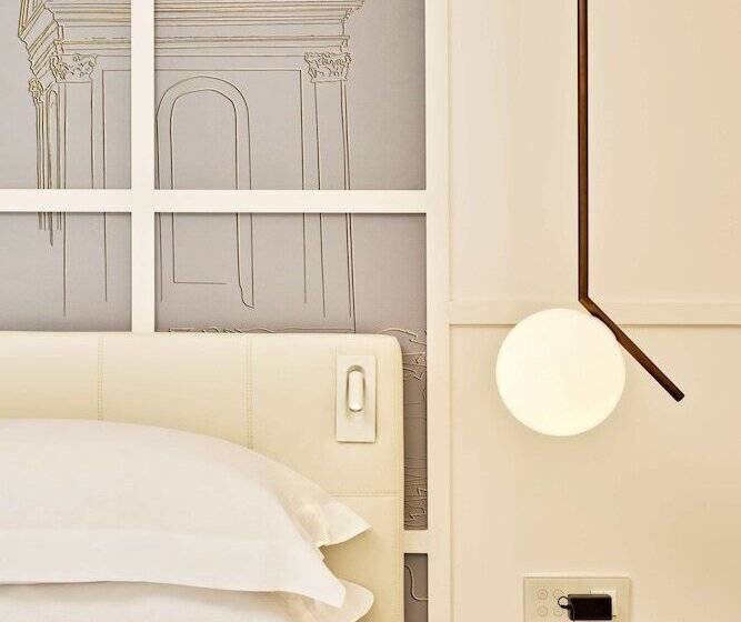 اتاق لوکس با چشم‌انداز دریا, De Bonart Naples   Curio Collection By Hilton