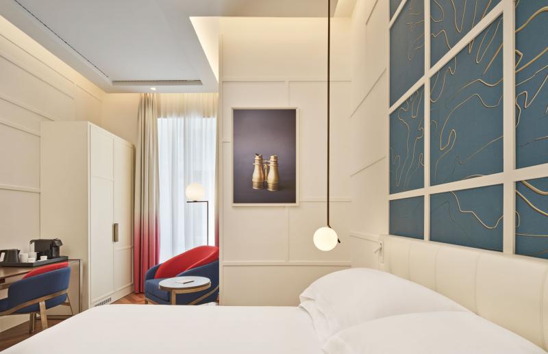 اتاق استاندارد با تخت بزرگ برای معلولان, De Bonart Naples   Curio Collection By Hilton