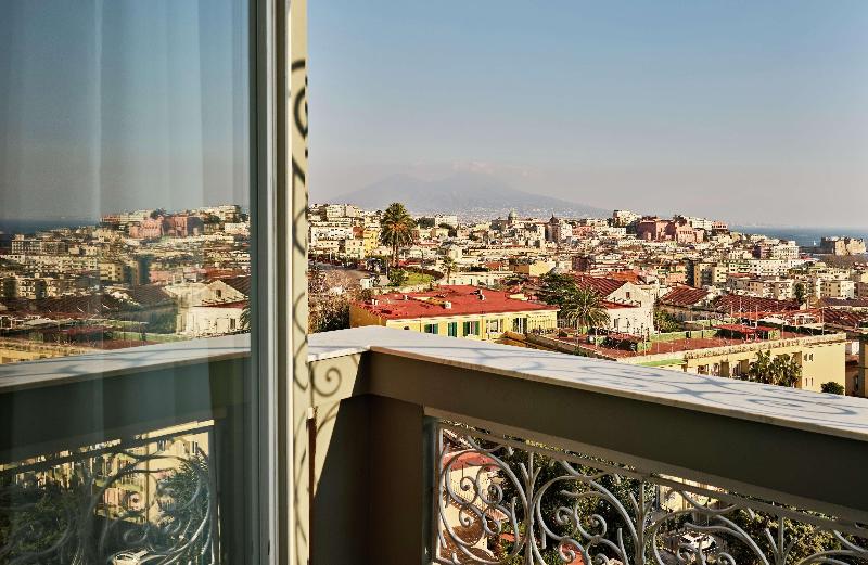 اتاق استاندارد با تخت بزرگ, De Bonart Naples   Curio Collection By Hilton