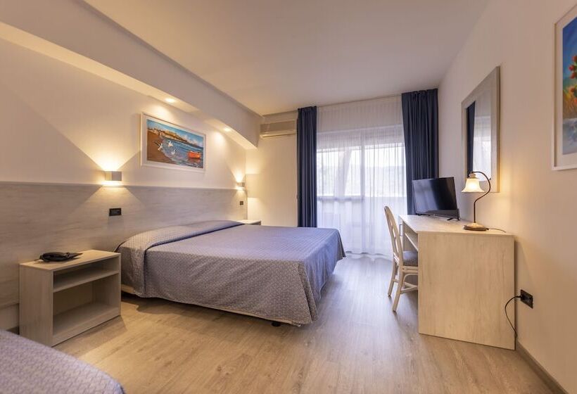 Трехместный Номер Комфорт, Pugnochiuso Resort Hotel Del Faro