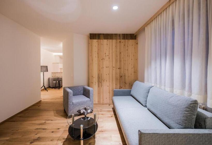 Семейный Номер, Alpenwellnesshotel St. Veit