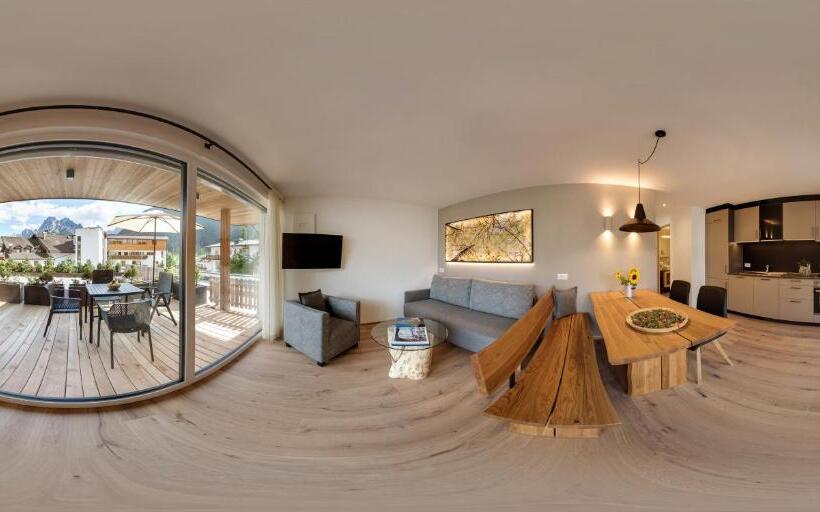Апартаменты 2 Спальни, Alpenwellnesshotel St. Veit