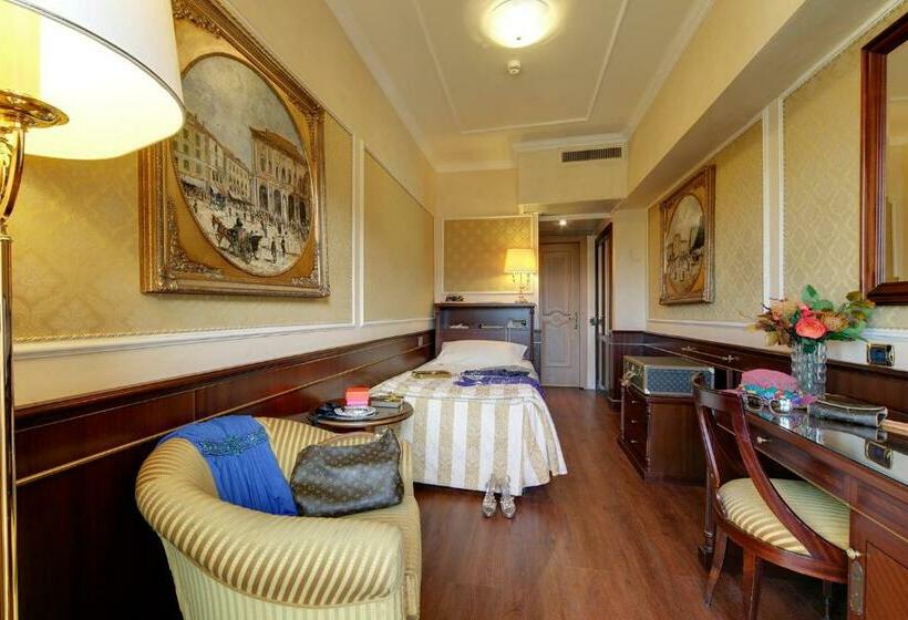 Номер Стандарт Индивидуальный, Grand Hotel Bristol