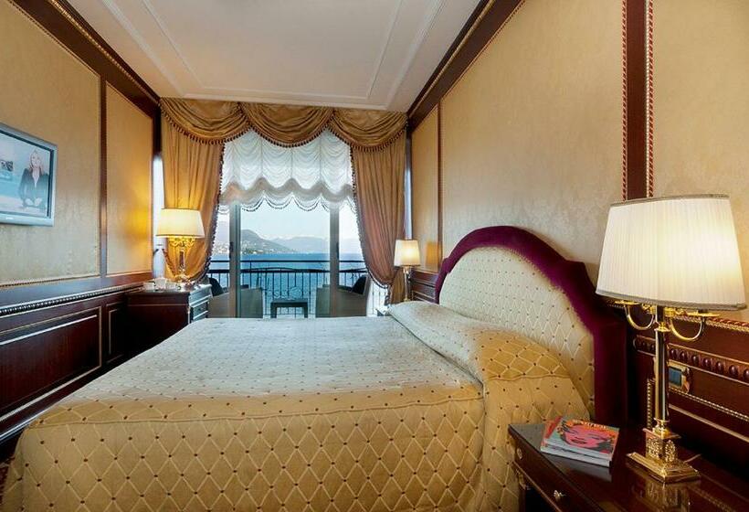 Люкс Сеньор, Grand Hotel Bristol
