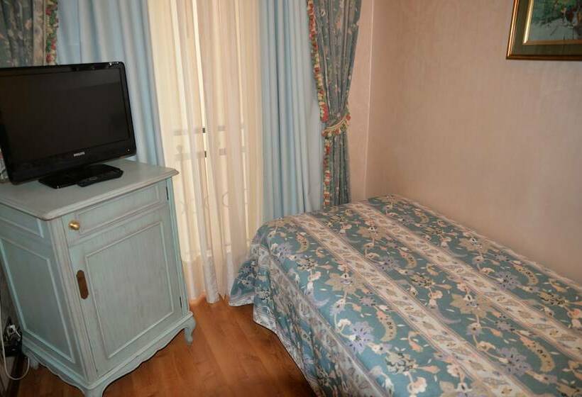 Номер Economy Индивидуальный, Grand Hotel Bristol