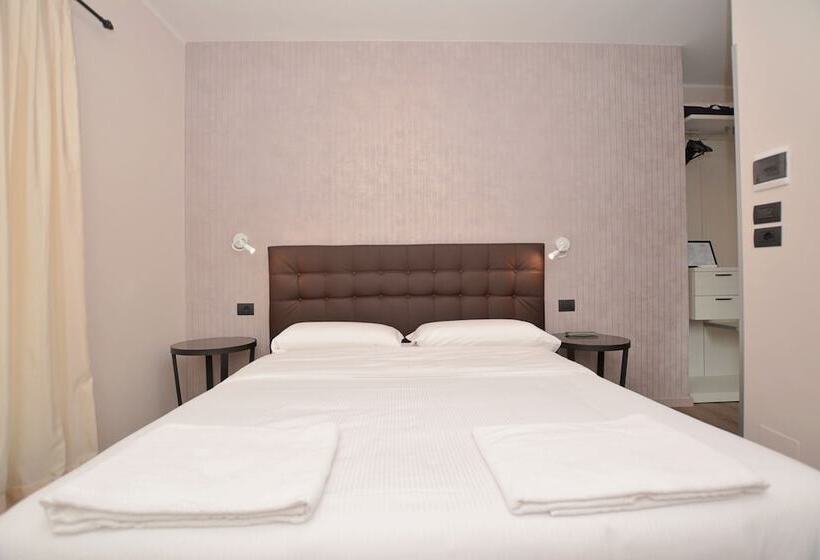 Номер Стандарт, & Apartments  Perpoin