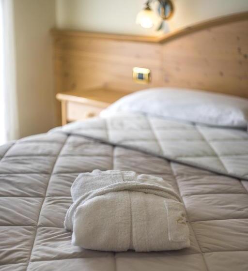 Quarto Estandar com Sacada, Colfosco