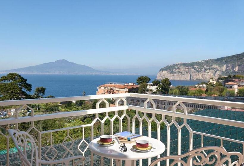 Camera Deluxe Vista Mare Laterale, Grand Hotel De La Ville