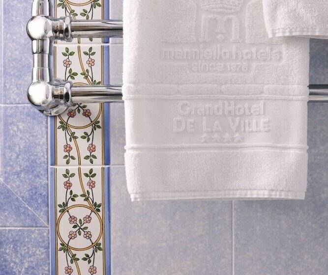 Habitación Premium Vista al Mar., Grand Hotel De La Ville