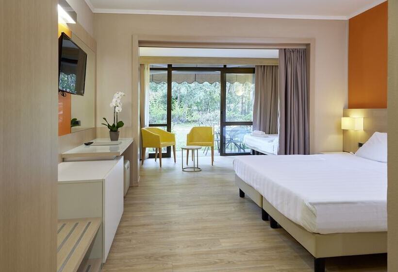 Семейный Номер, Park Hotel I Lecci