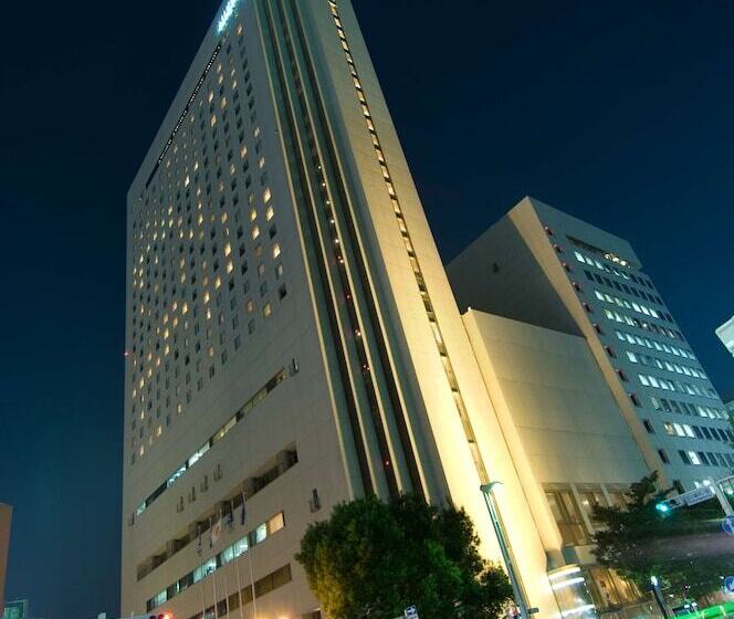Номер Deluxe, Hilton Nagoya