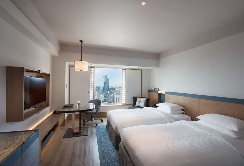 Номер Deluxe, Hilton Nagoya