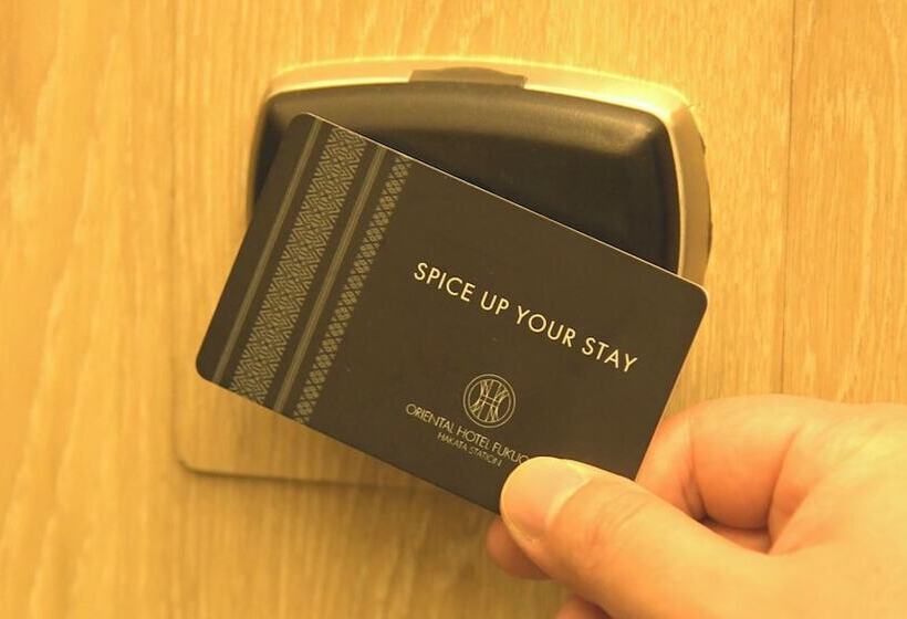 Номер Стандарт с Балконом, Oriental Hotel Fukuoka Hakata Station