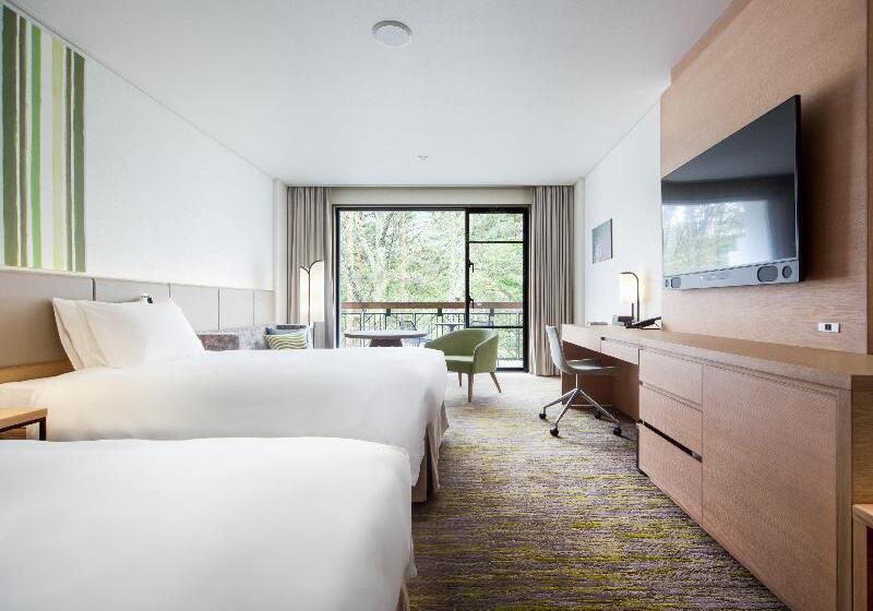 Четырехместный Номер Стандарт, Oriental Hotel Fukuoka Hakata Station