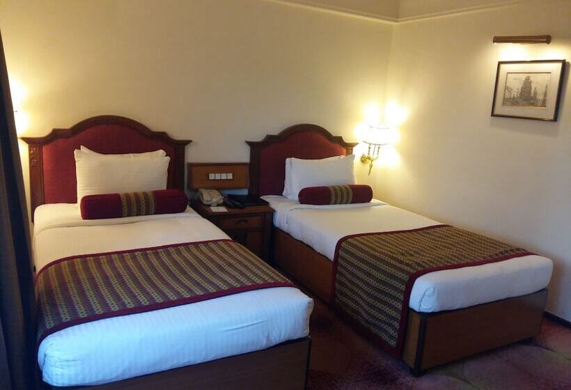 اتاق لوکس, Pride Hotel Pune