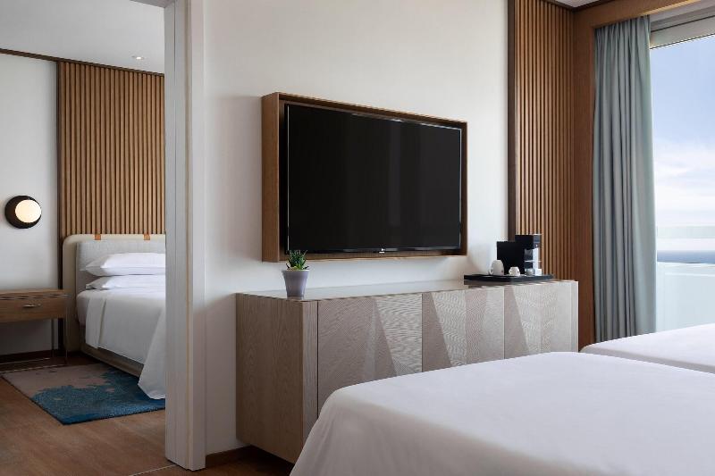Номер Deluxe с Видом, Sheraton Grand Tel Aviv