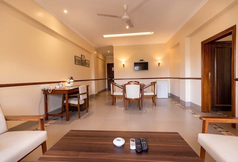 Family Suite, West End