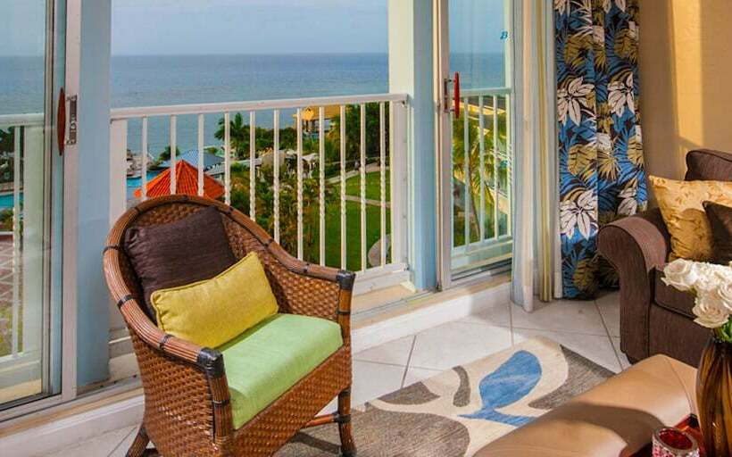Deluxe Suite King Bed, Beaches Ocho Rios - All Inclusive