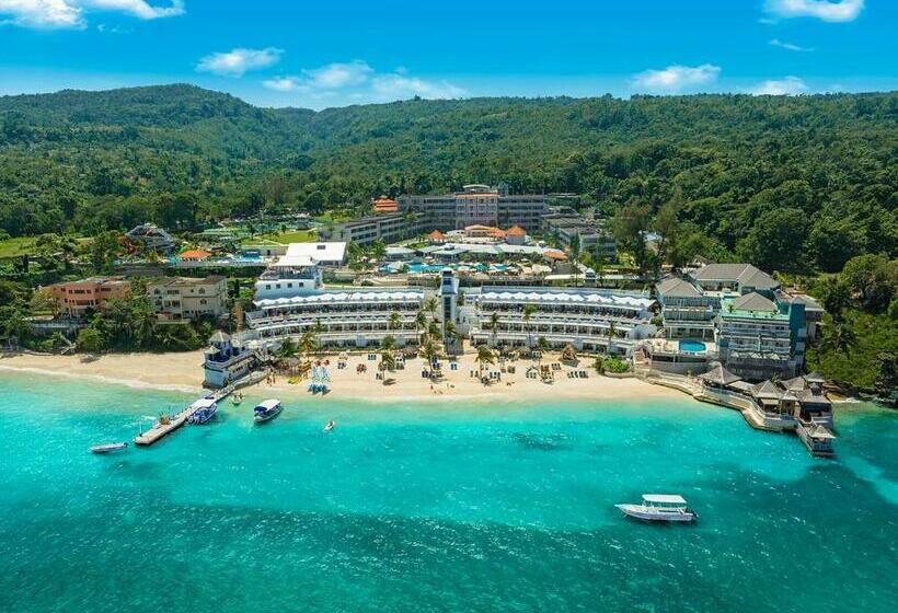 اتاق خانوادگی, Beaches Ocho Rios - All Inclusive