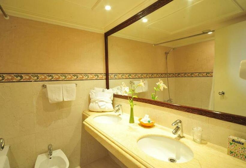 اتاق استاندارد سه نفره, El Andalous Lounge & Spa