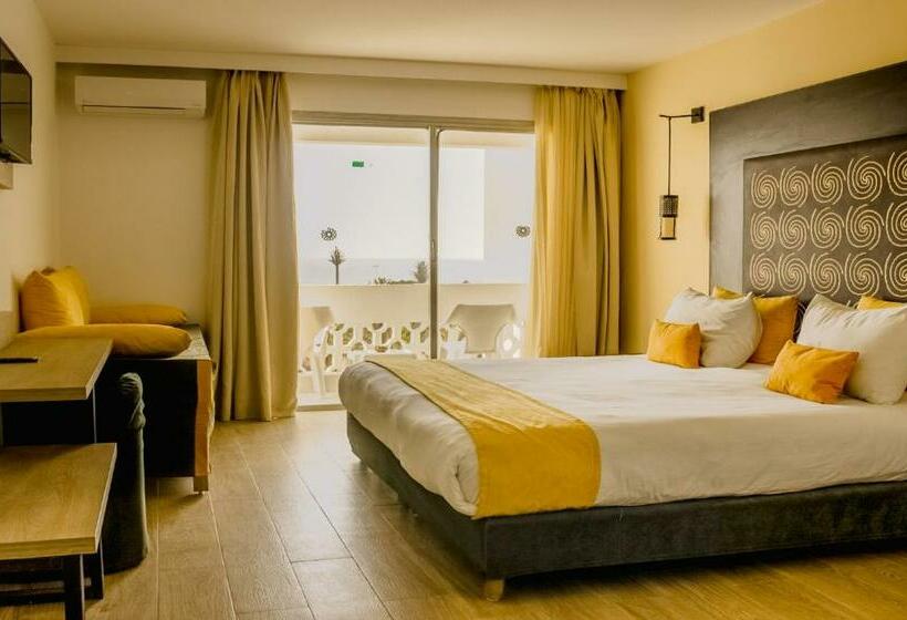 Люкс, Hamilton Agadir