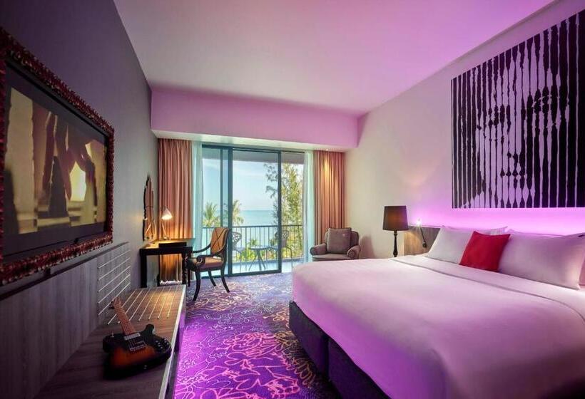 プールの見えるデラックスルーム, Hard Rock Hotel Penang