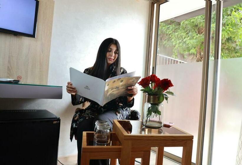 스탠다드 룸 풀장 전망, Mabrouk Hotel And Suites  Adult Only