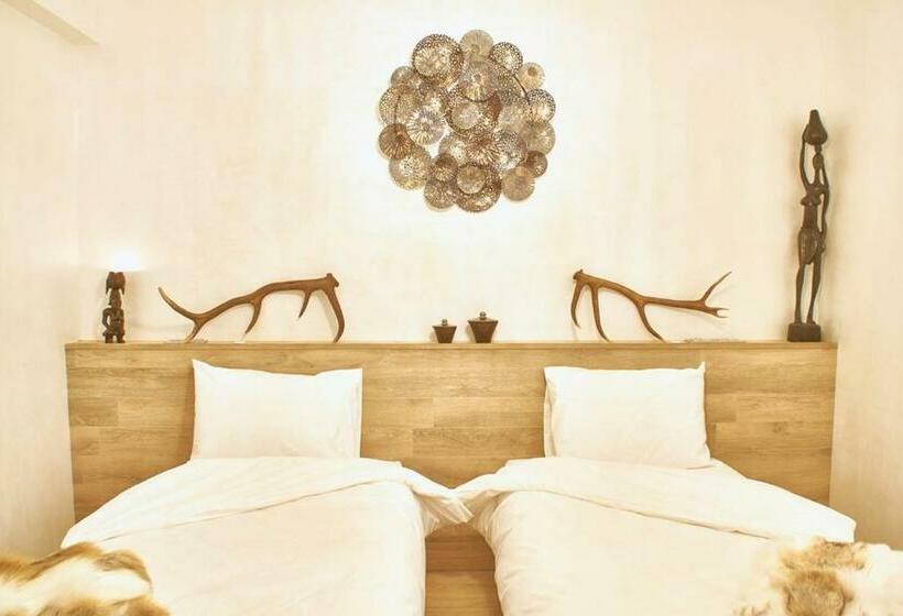 Номер Стандарт Вид на Бассейн, Mabrouk Hotel And Suites  Adult Only