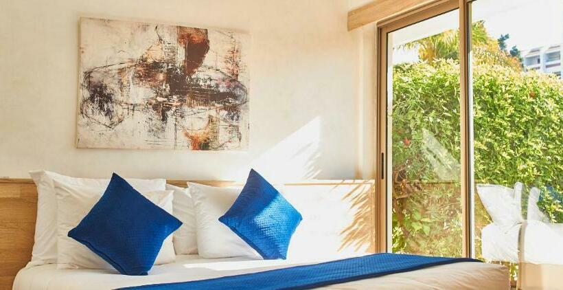 스탠다드 룸 풀장 전망, Mabrouk Hotel And Suites  Adult Only