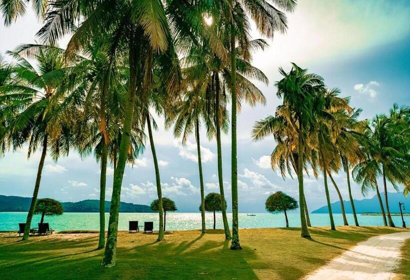 Семейный Номер, Pelangi Beach Resort & Spa, Langkawi