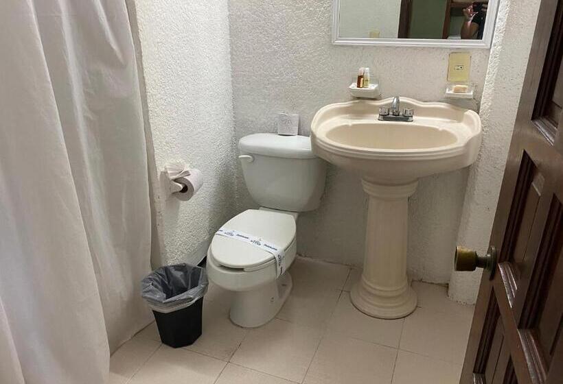 Cameră Superioară, Batab
