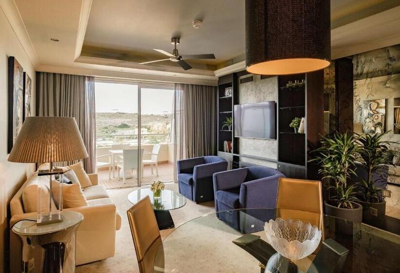 سوئیت پریمیوم با چشم‌انداز دریا, Radisson Blu Resort & Spa, Malta Golden Sands