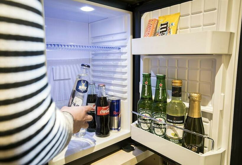 Номер Superior, Babylon Hotel Den Haag
