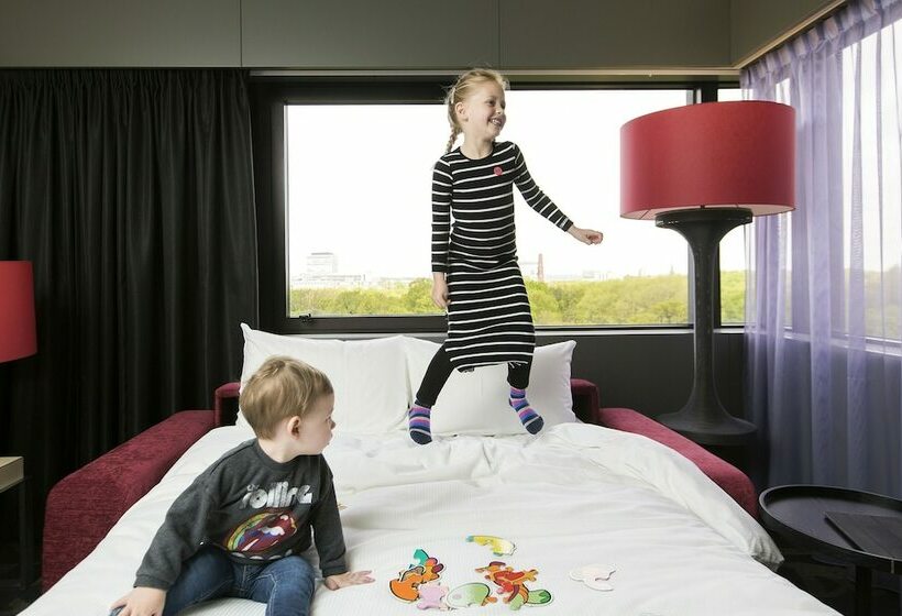 Полулюкс, Babylon Hotel Den Haag