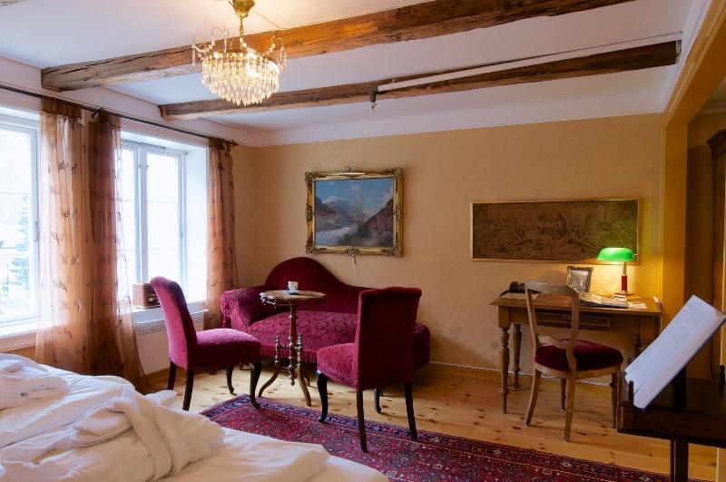 Номер Стандарт, Fretheim