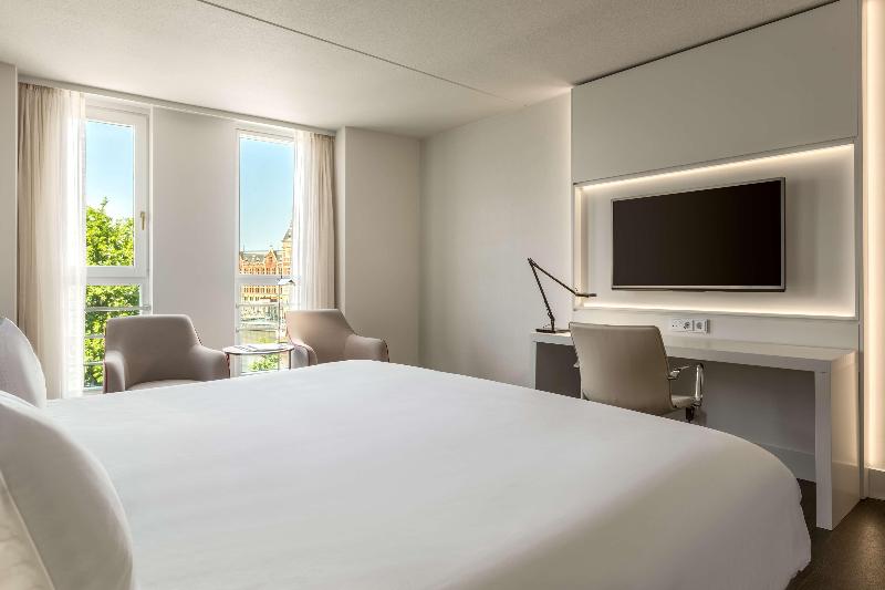 带观景的高级间, NH Collection Amsterdam Barbizon Palace