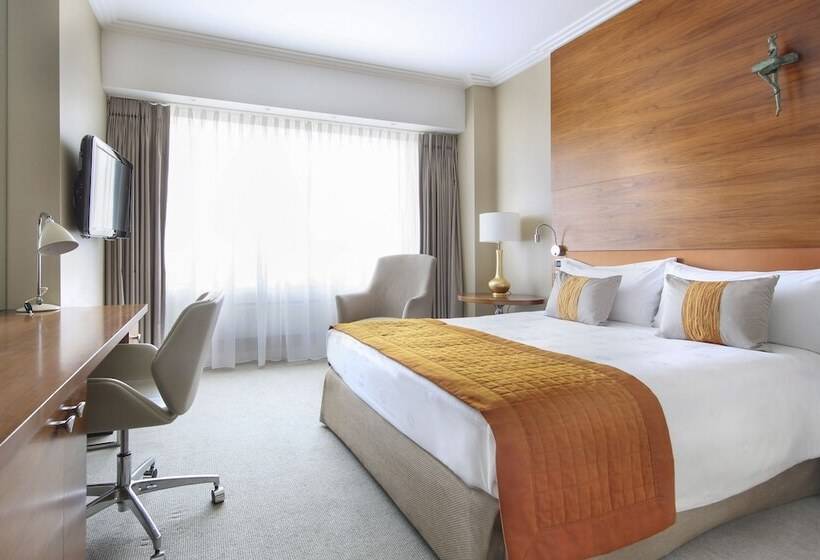 Superior Room, Okura Amsterdam – The Leading Hotels Of The World