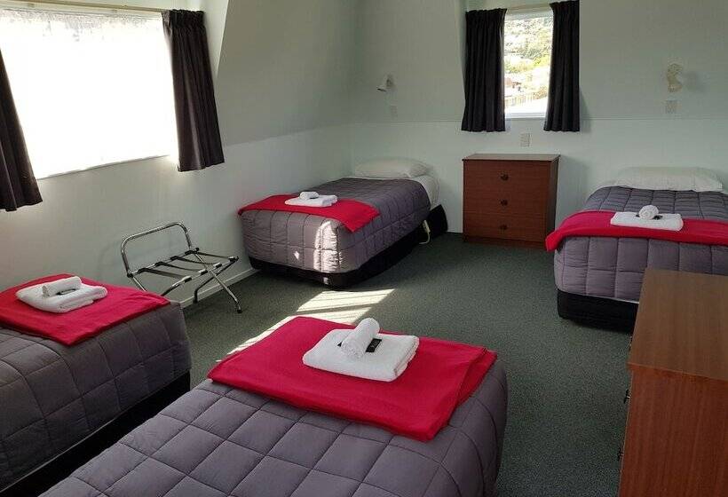 Апартаменты 1 Спальня, Courtesy Court Motel