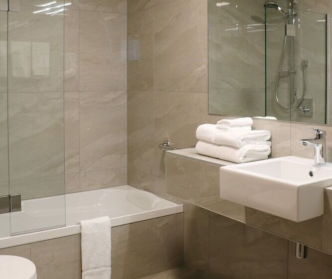 Студия Superior, The Victoria Hotel Dunedin