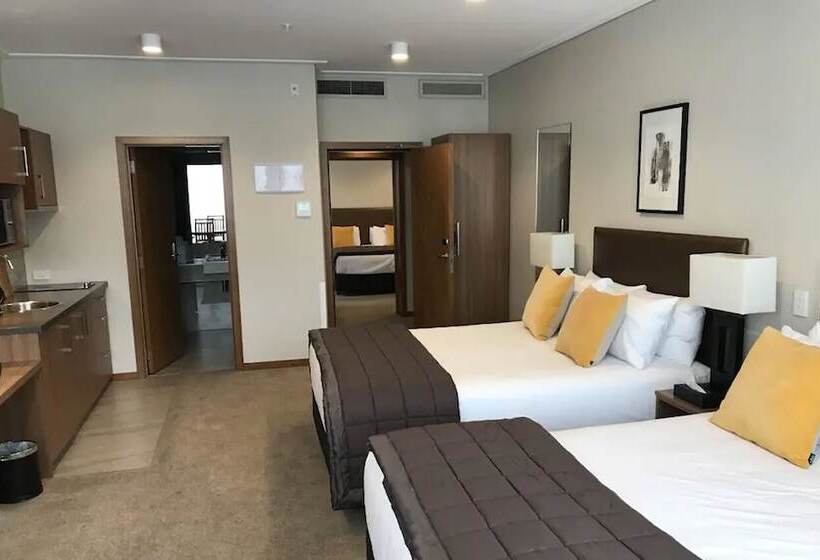 Апартаменты Superior 2 Спальни, The Victoria Hotel Dunedin