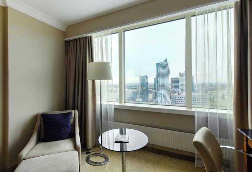 Номер Executive, Warsaw Presidential