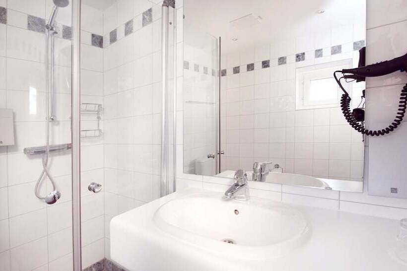 Номер Superior, Clarion Collection Hotel Temperance