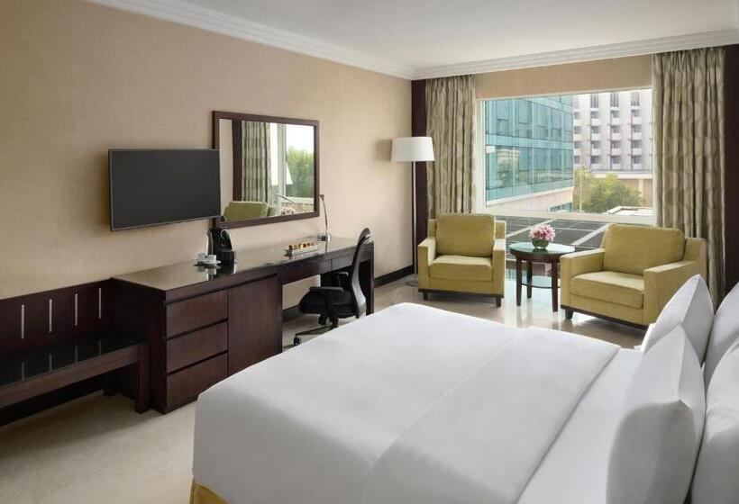 Suíte para Deficientes Físicos, Crowne Plaza Jeddah, An Ihg