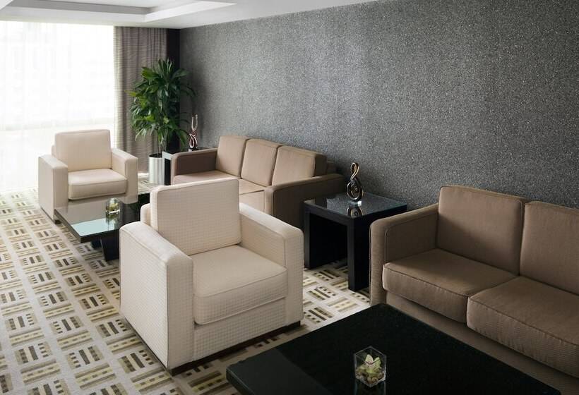 Номер Клуб, Crowne Plaza Jeddah, An Ihg