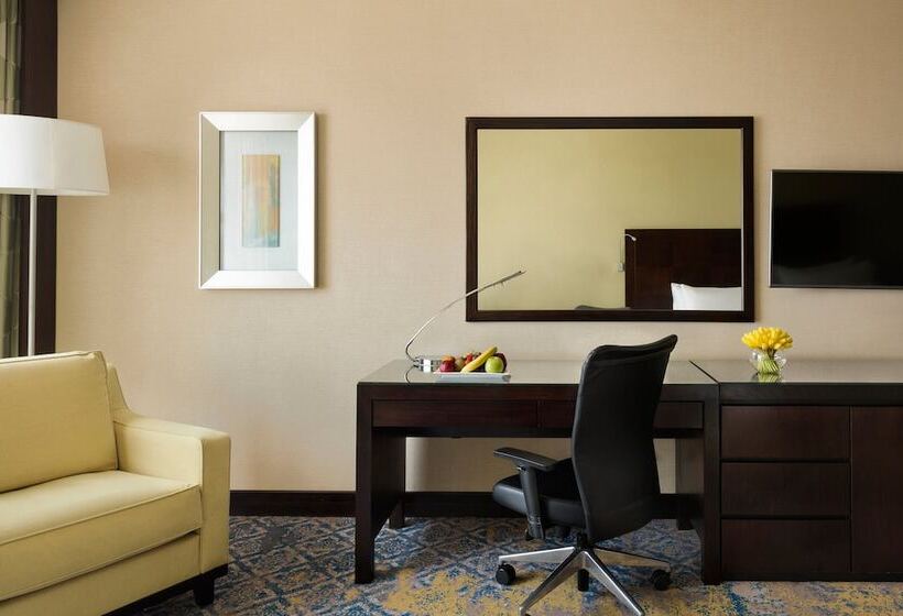 Номер Клуб, Crowne Plaza Jeddah, An Ihg