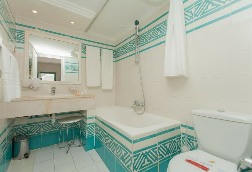 Четырехместный Номер Стандарт, El Mouradi Club Selima