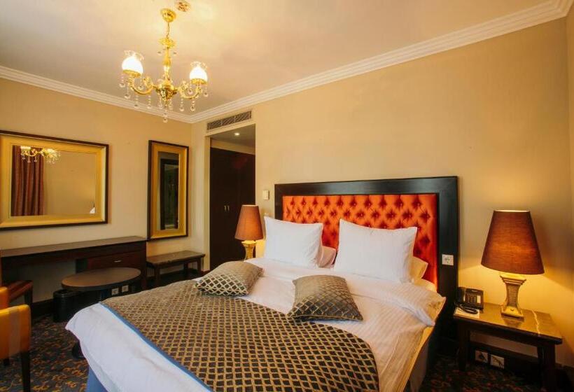 سوییت, Intourist Palace Batumi