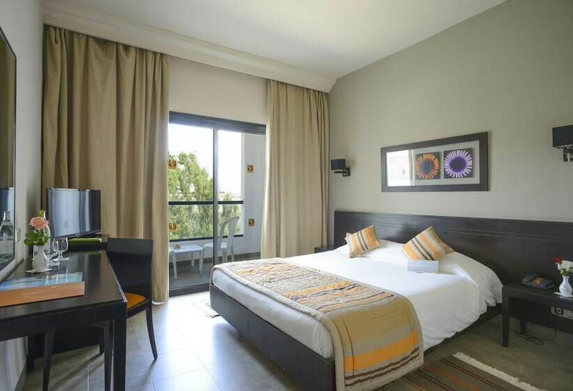 Номер Стандарт Трехместный, Nozha Beach Resort & Spa