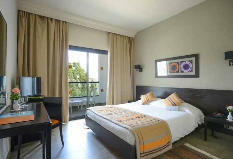 Номер Стандарт, Nozha Beach Resort & Spa