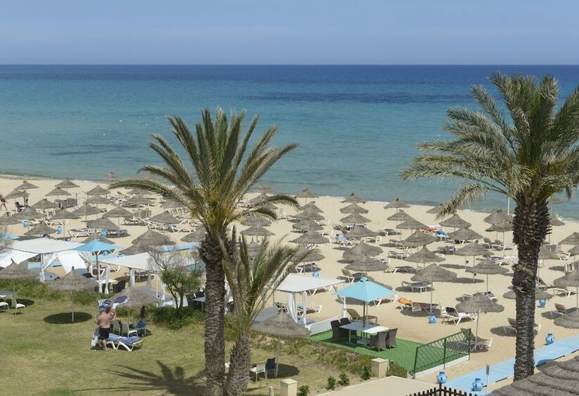 Семейный Номер Вид на Море, Nozha Beach Resort & Spa